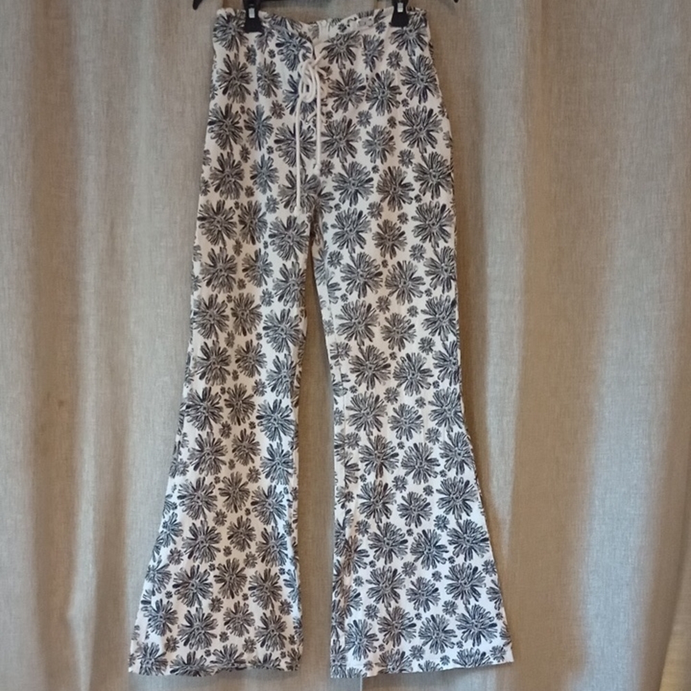White Floral-Print Wide Leg Jeans with‎ Drawstring Waist